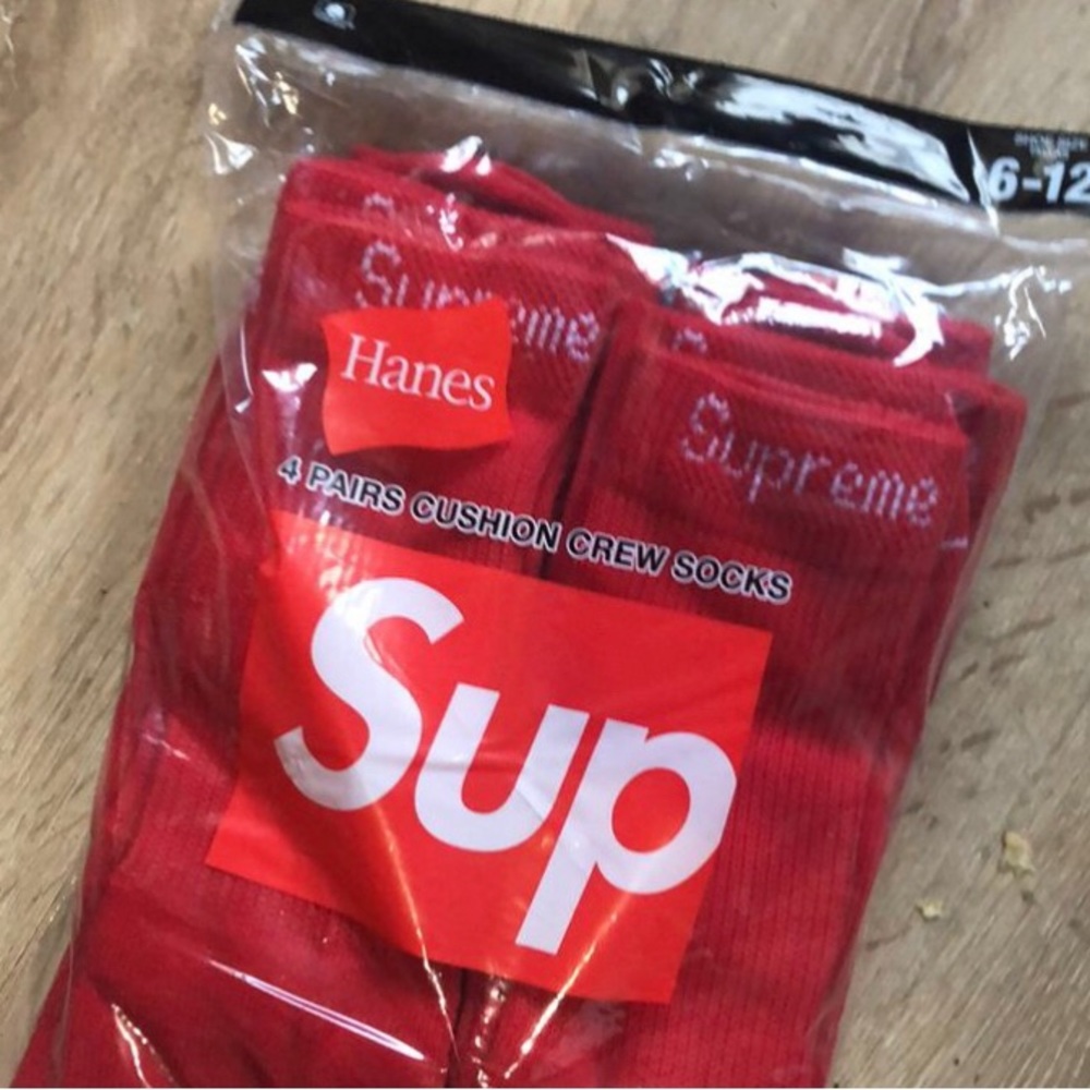 Pack of supreme socks red
